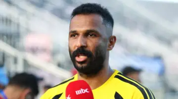 رغم الفشل في الصعود.. المونديال يُعيد العويس إلى دوري روشن